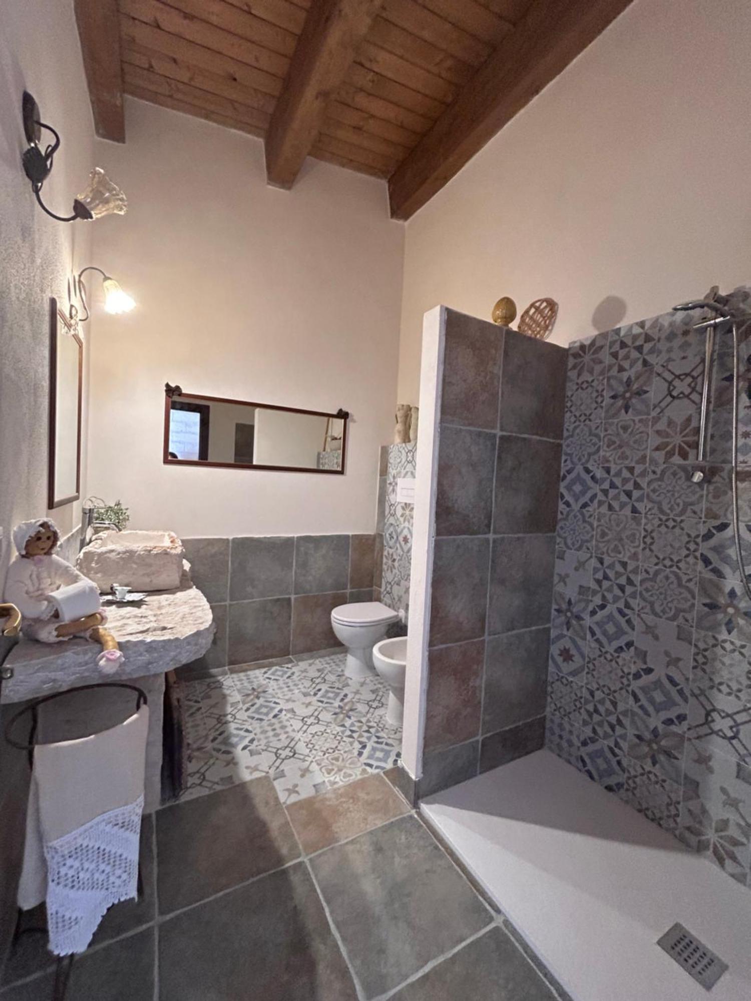 Antica Masseria Il Casone Candela Bagian luar foto